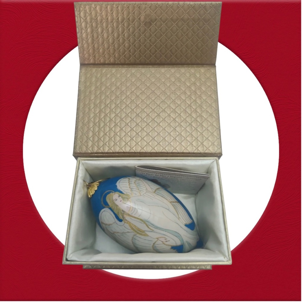2016 PIER 1 IMPORTS LI BIEN CHRISTMAS ORNAMENT ANGEL BLOWN GLASS HAND PAINTED.